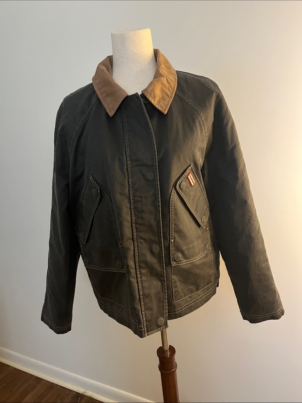 Hunter chore coat/Work Jacket with Tan Collar